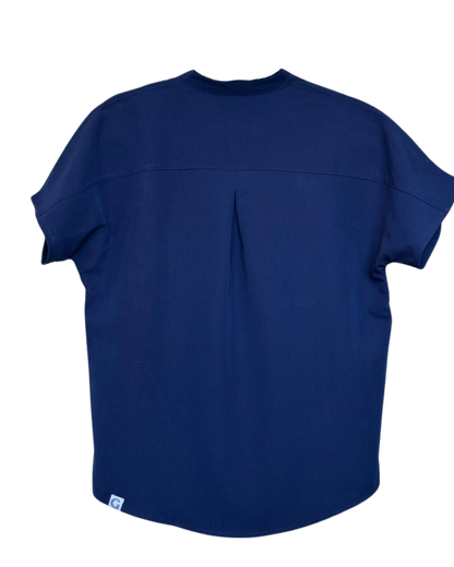 Women’s Split-Neck Multi-Pocket Scrub Top